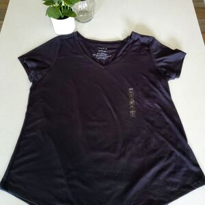 NWT Torrid super soft t shirt